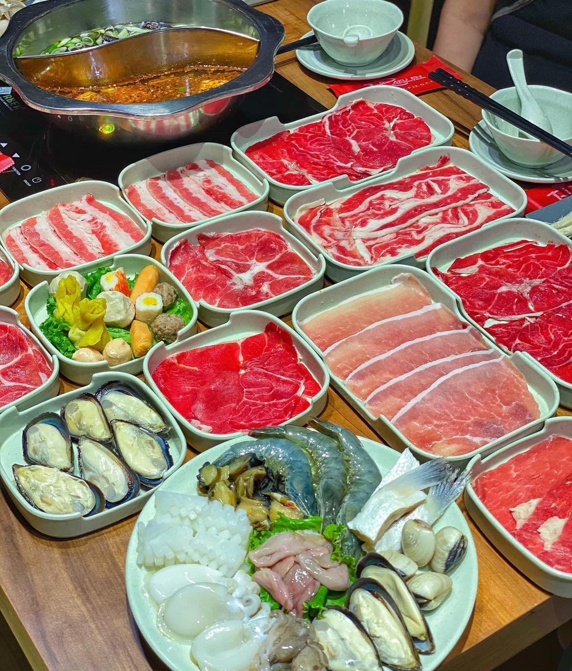 Quan buffet tinh tien theo phut o TP.HCM anh 7