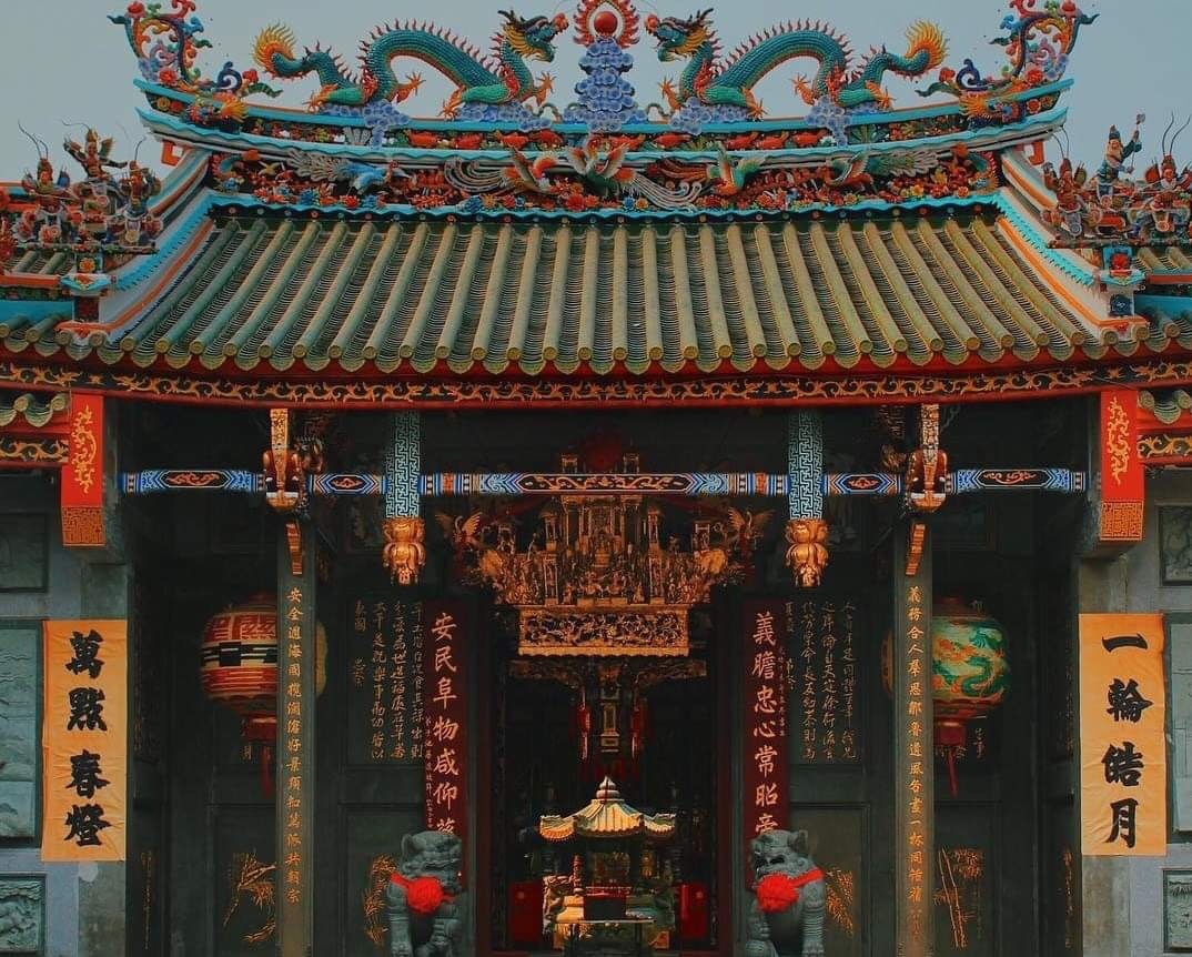 Nhung ngoi chua cau duyen noi tieng tai TP.HCM hinh anh