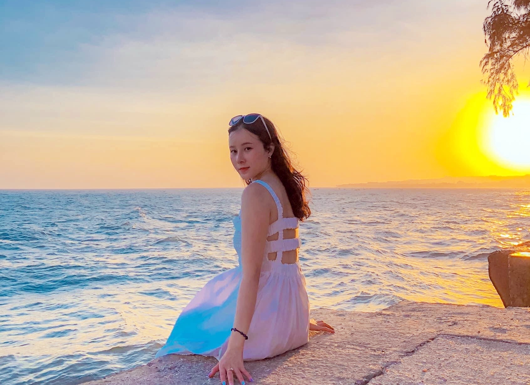 Diem ngam hoang hon ben bo bien Phan Thiet hinh anh