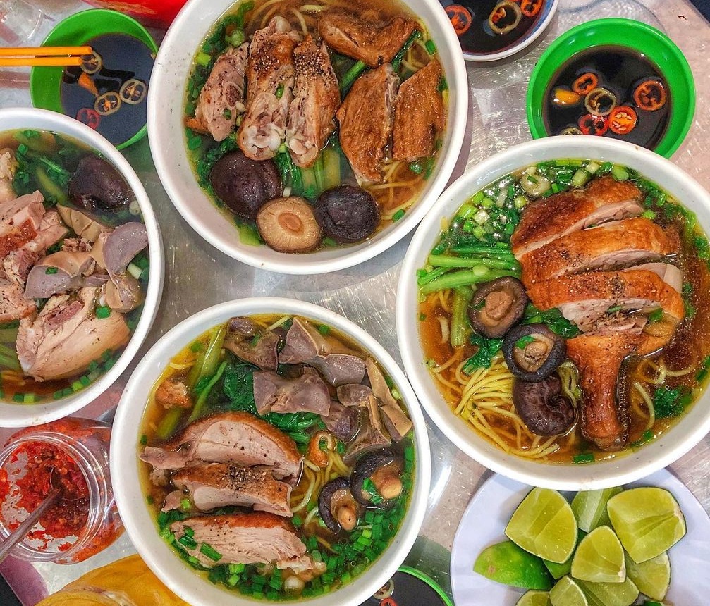 Quan vit ngon cho ngay Tet Doan ngo hinh anh