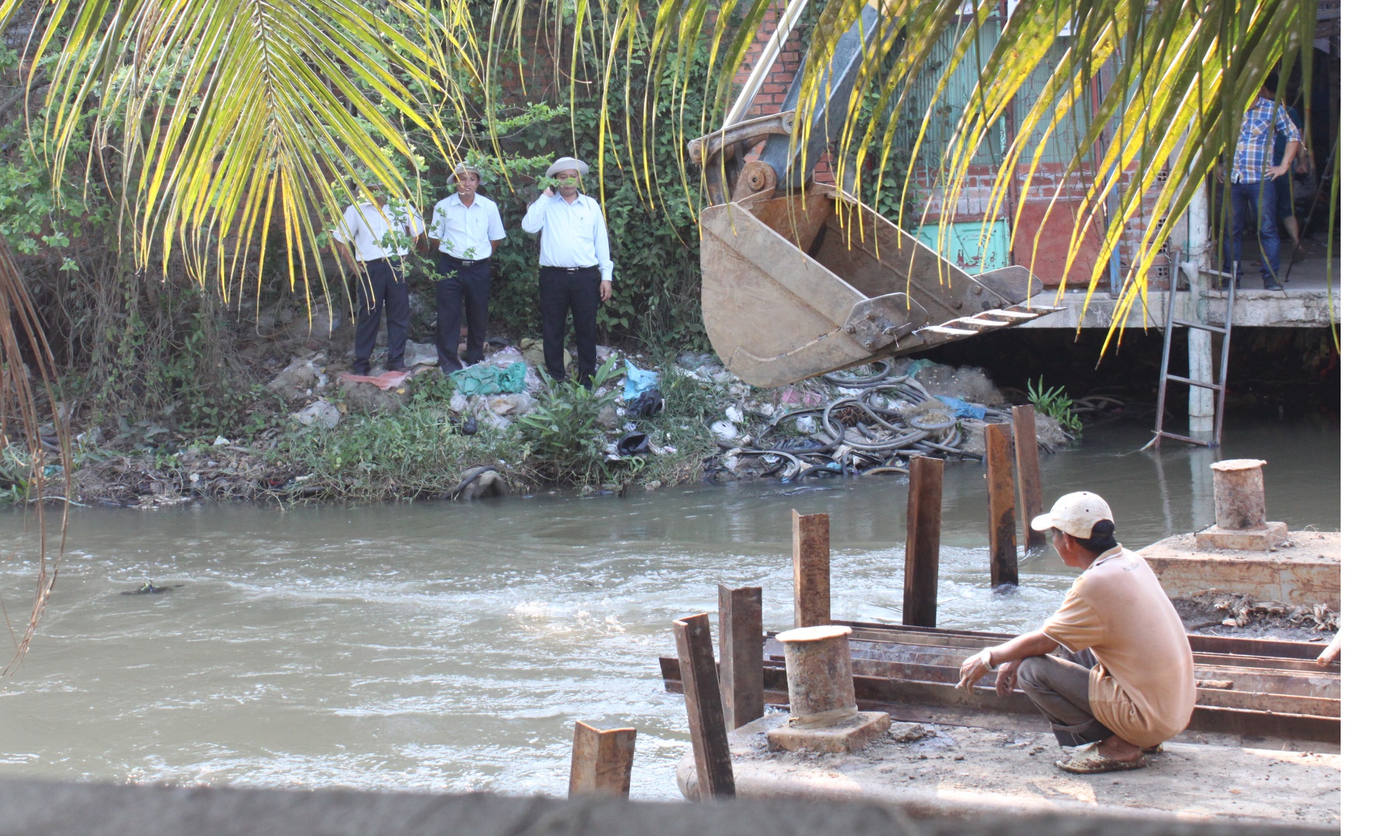 Dap dap ngan man vao Dong Thap Muoi anh 1