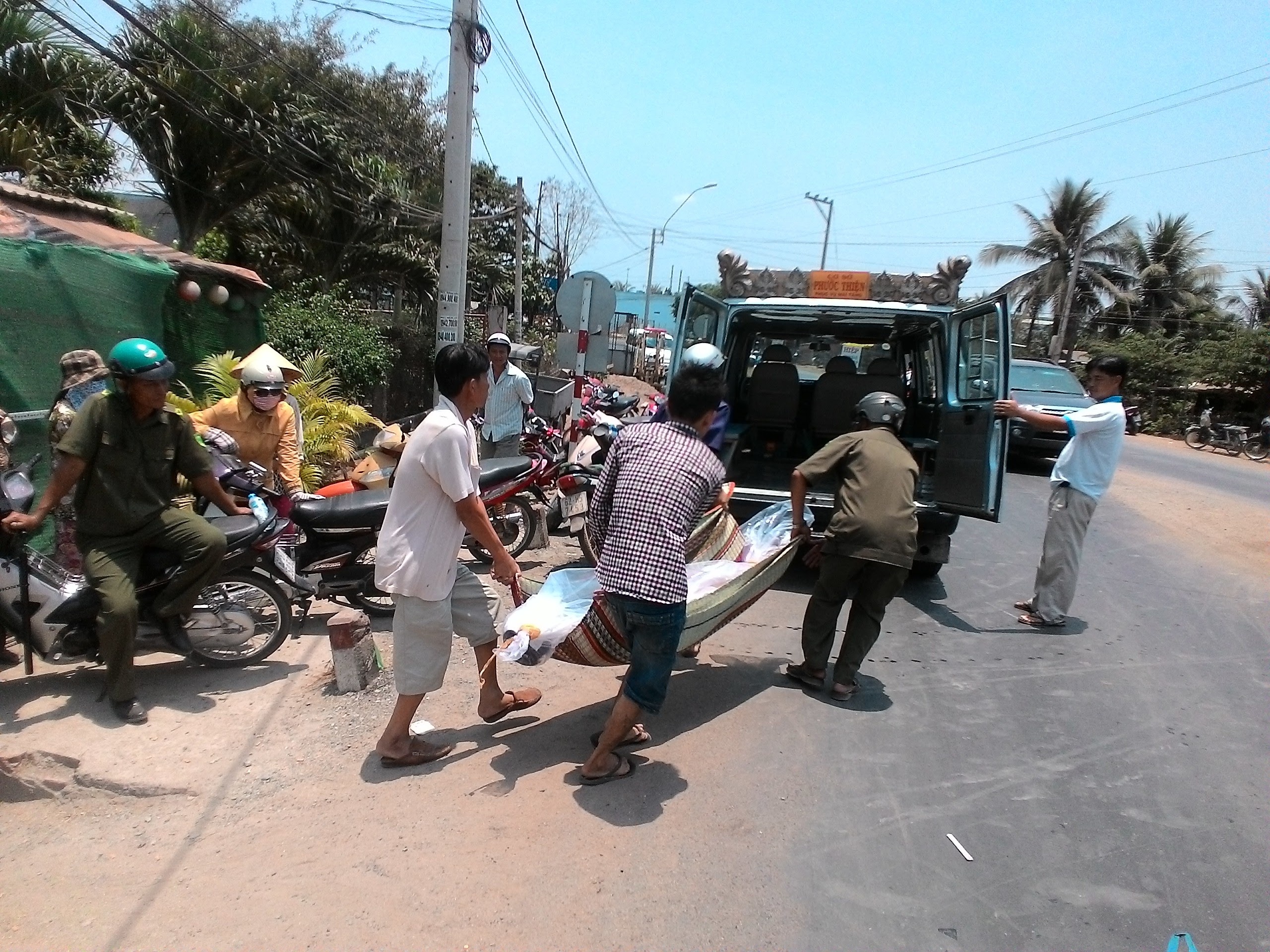 nam thanh nhảy cầu tự vẫn, ảnh 2 nam thanh nhay cau tu van, anh 2