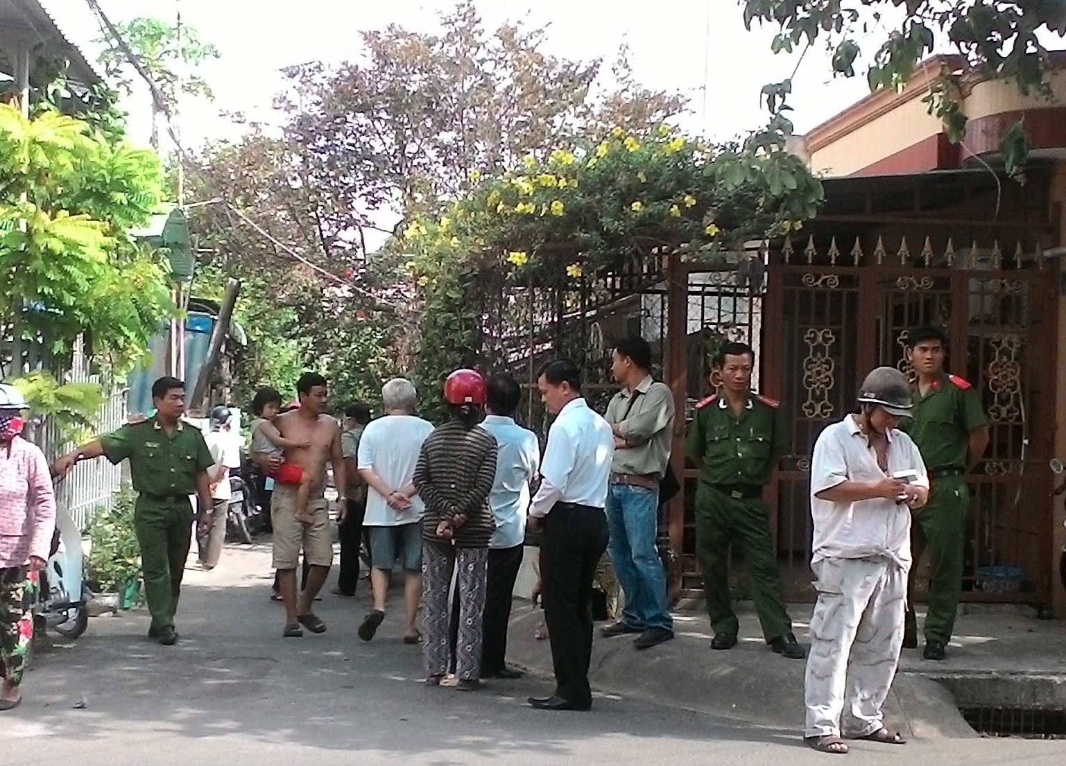 Pho giam doc BIDV Long An chet trong tu the treo co hinh anh