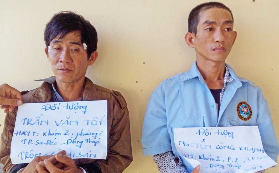 Truy đuổi hơn 10 km bắt băng trộm chó ảnh 1 Truy duoi hon 10 km bat bang trom cho anh 1