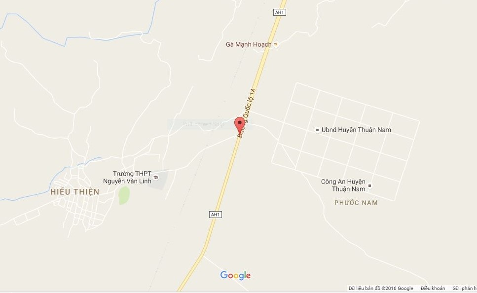 Dam vao duoi xe tai cung chieu,  phu xe mac ket tu vong trong ca bin anh 2