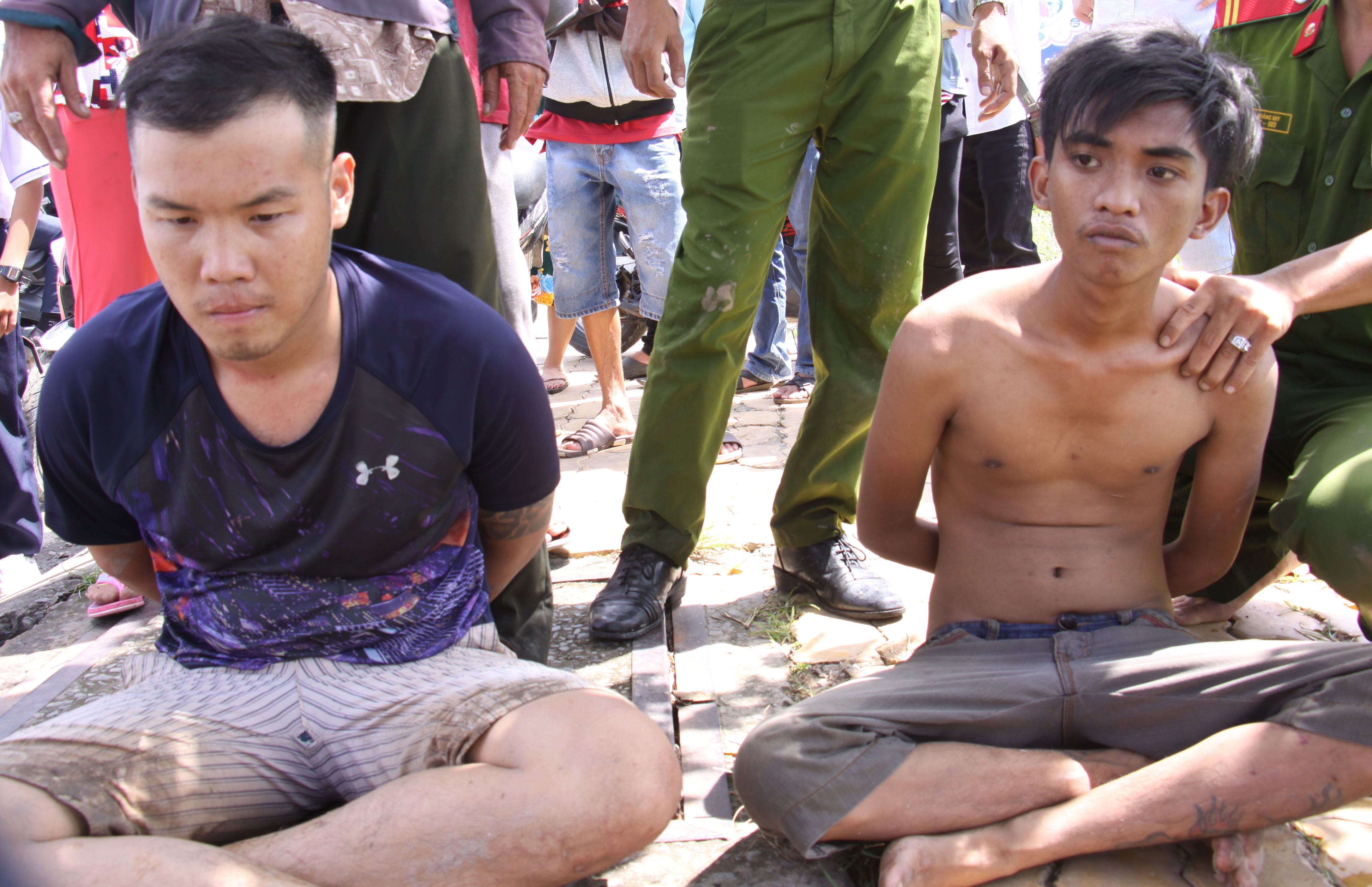 Tom 2 ten cuop sau 15 km truy duoi tren cao toc Trung Luong hinh anh