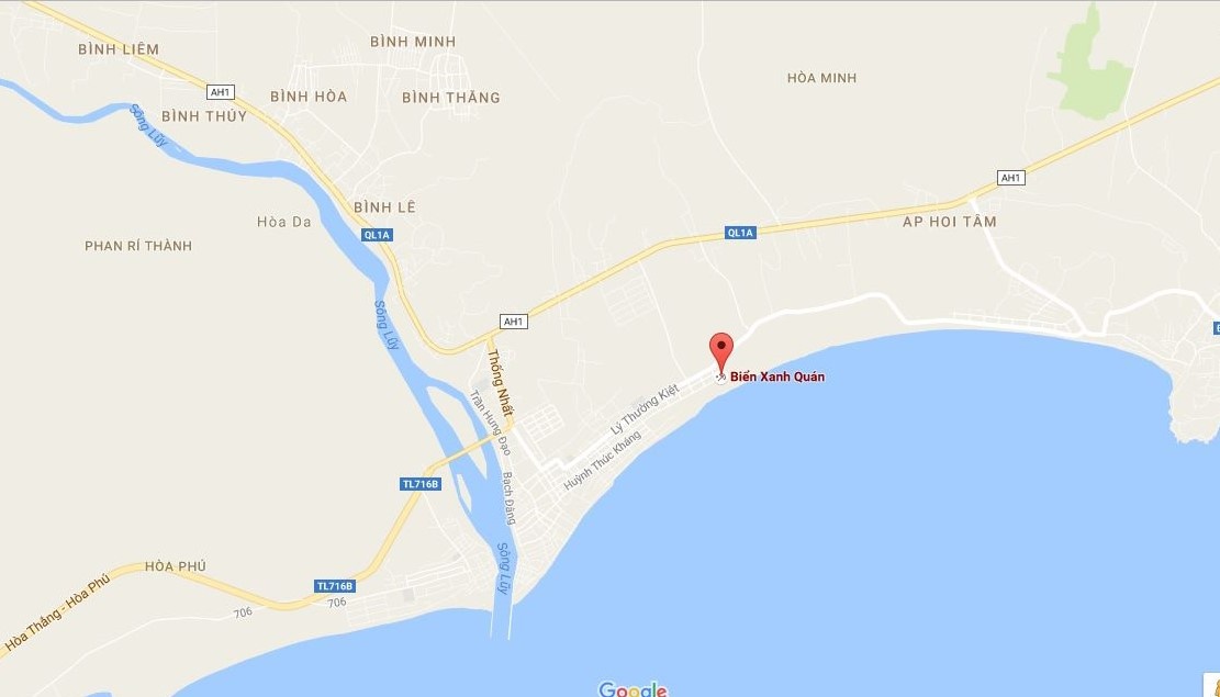 Hai cau xu lanh len bo no dua voi nguoi dan o Binh Thuan anh 2