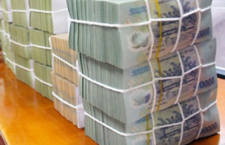 Nu can bo tu phap huyen lua dao gan 3 ty dong hinh anh