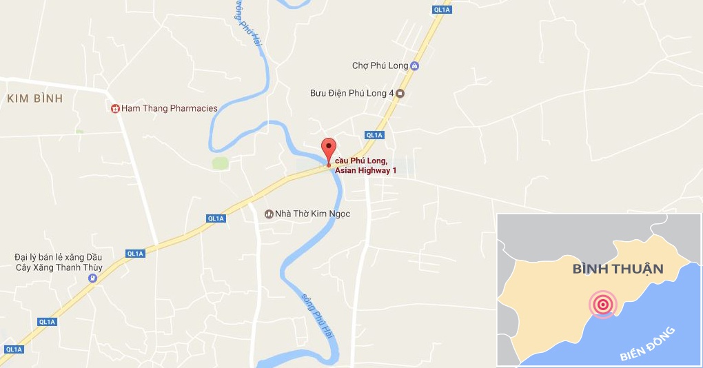 Ru nhau di cau ca,  3 em nho duoi nuoc thuong tam anh 1