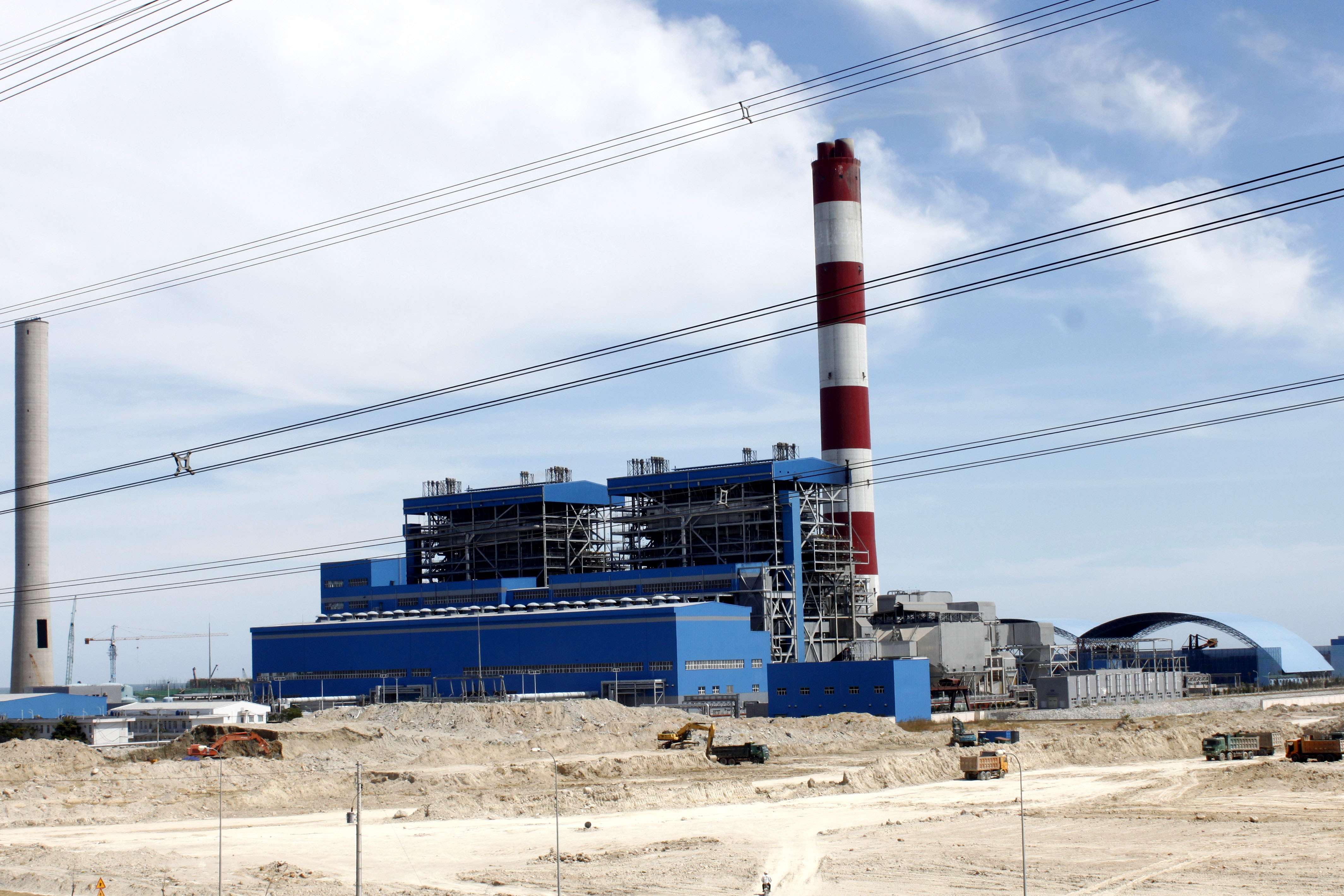 Nguon nuoc ngam gan bai xi nha may Nhiet dien Vinh Tan o nhiem nghiem trong anh 1