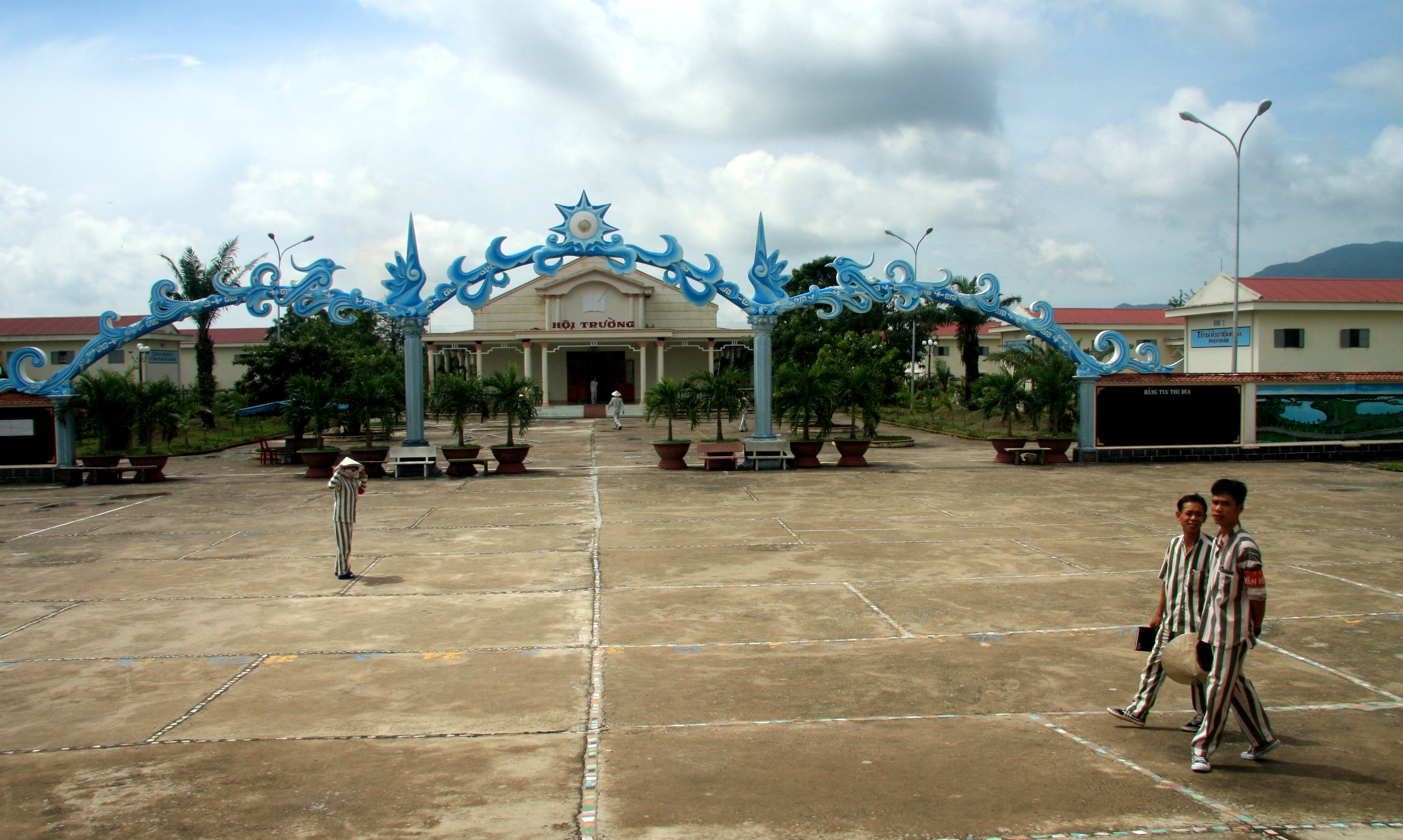 phạm nhân đâm chết vợ trong phòng hạnh phúc cải tạo tốt ảnh 2 pham nhan dam chet vo trong phong hanh phuc cai tao tot anh 2