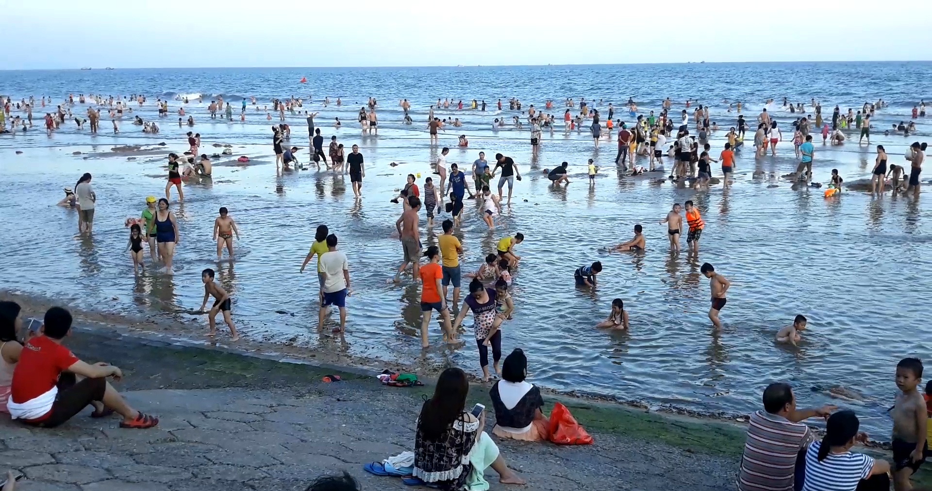 Hon 40.000 luot du khach den Binh Thuan anh 1