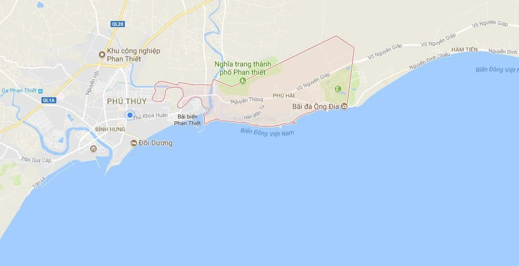 tau khong bong nguoi troi dat tren bien anh 3