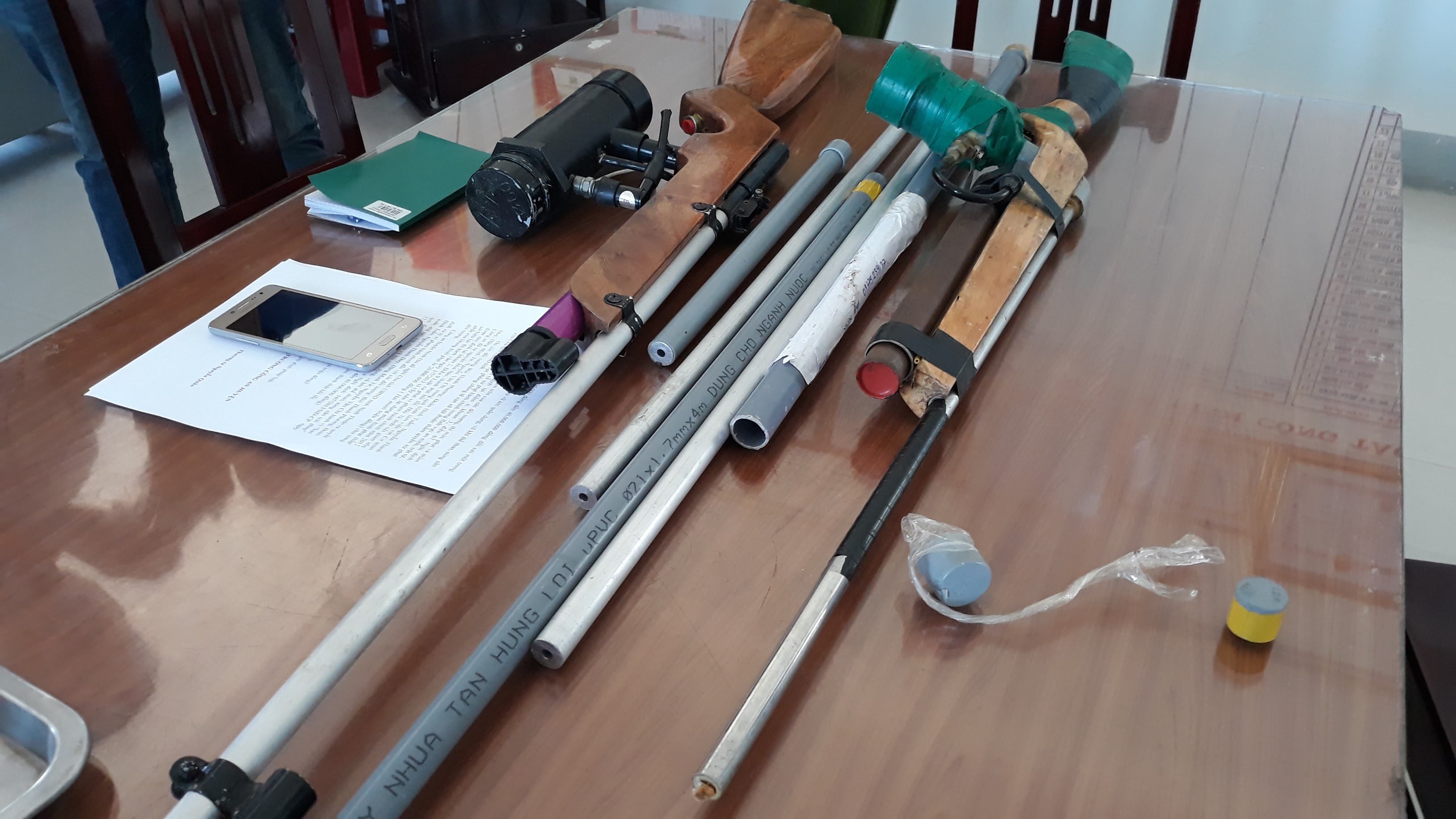 Dat mua linh kien tren mang ve che tao sung san hinh anh