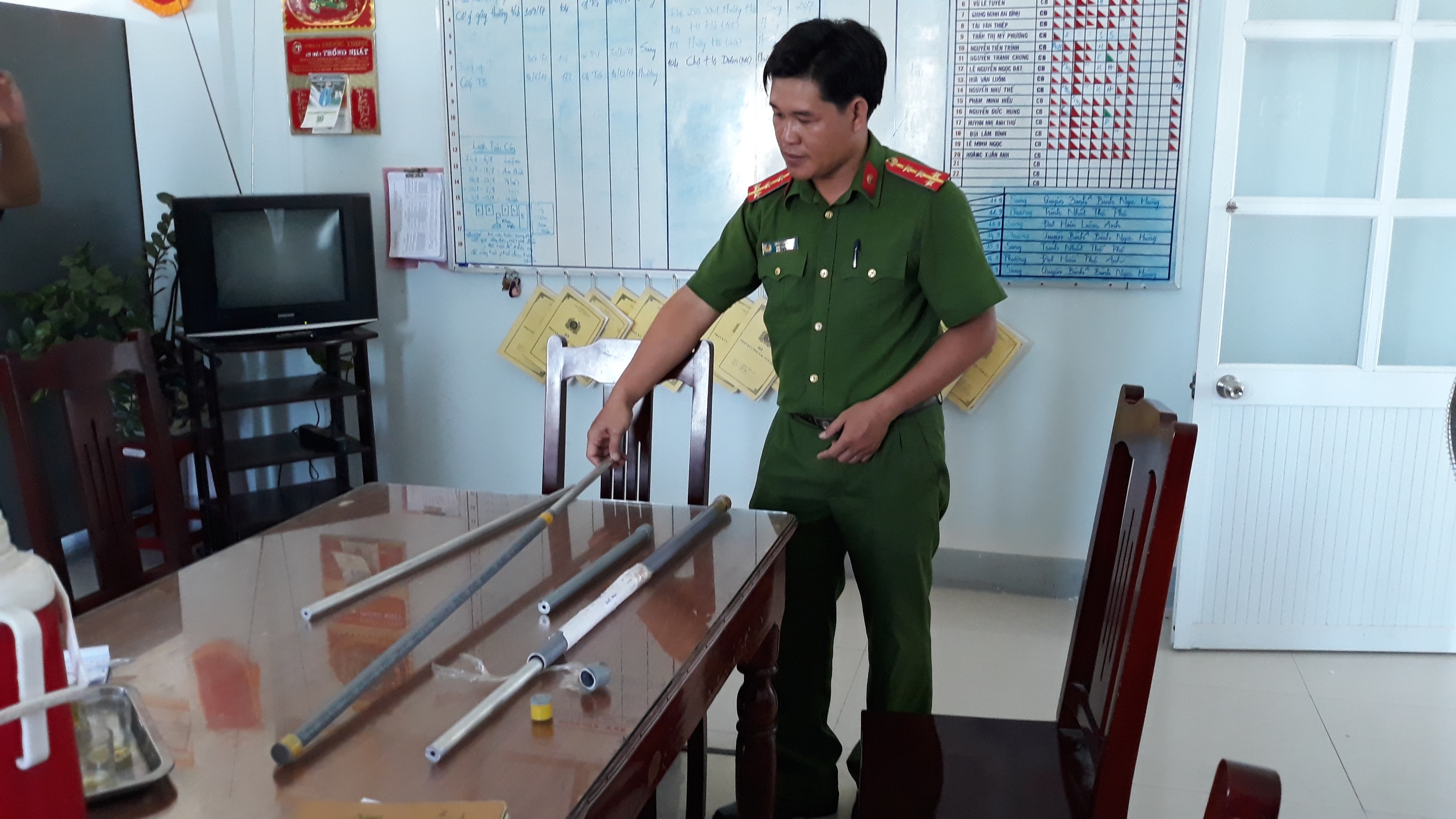 súng cồn tự chế bắn chết người ảnh 3 sung con tu che ban chet nguoi anh 3