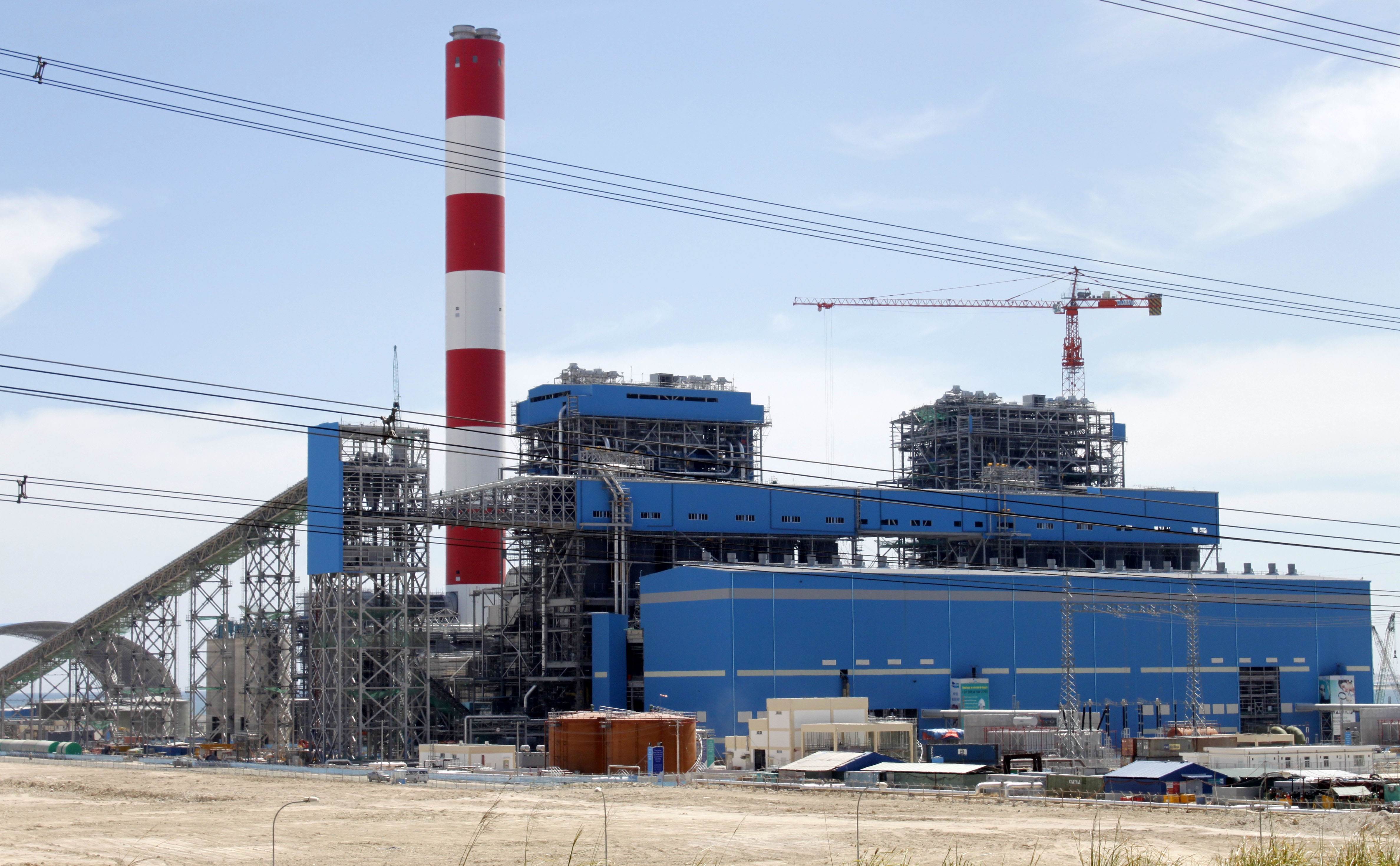 Lao dong nuoc ngoai trai phep tai Vinh Tan anh 2