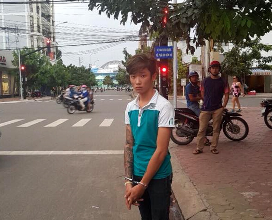Cảnh sát nổ súng ảnh 1 Canh sat no sung anh 1