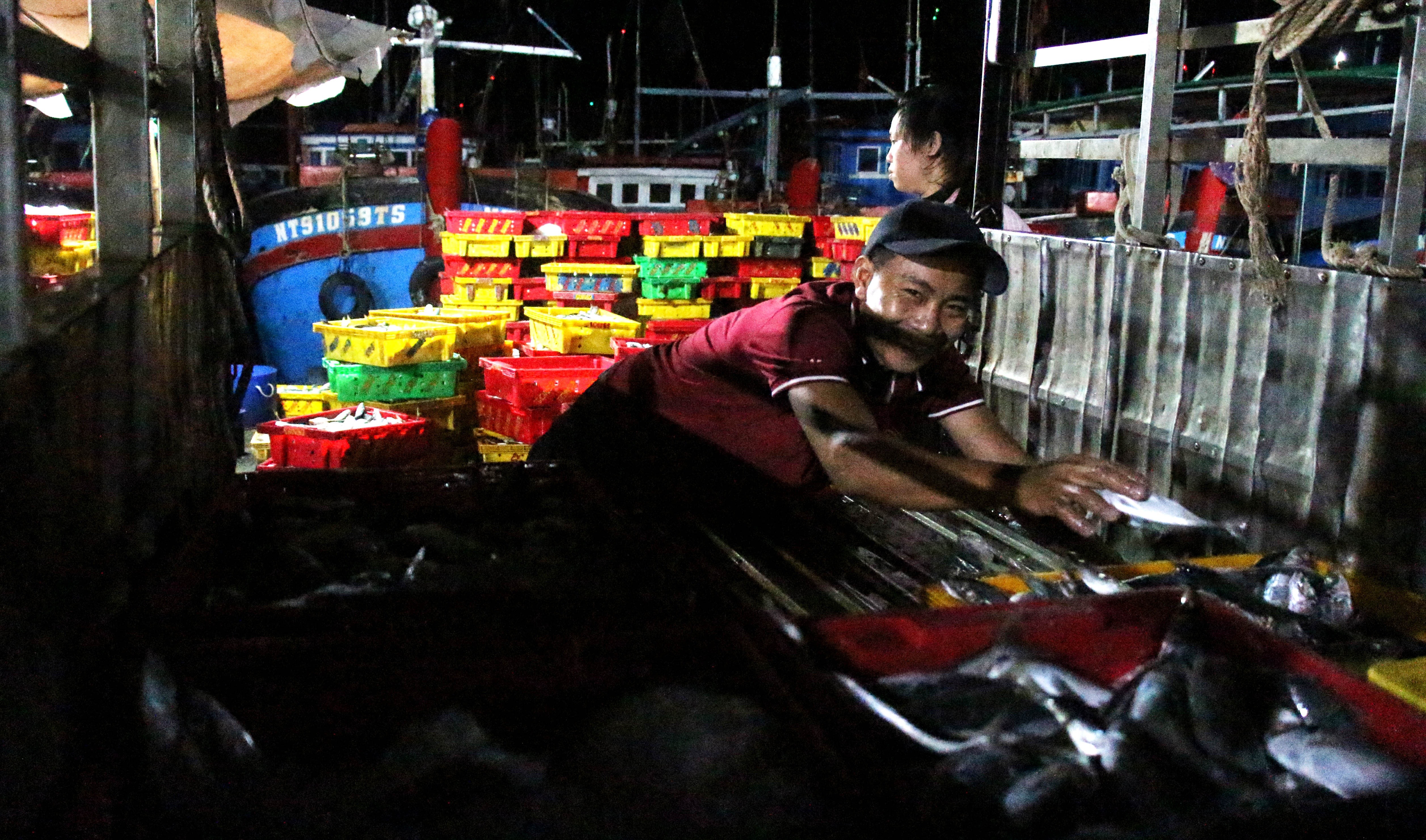 chuyến hàng cuối cùng trước bão số 14 ảnh 7 chuyen hang cuoi cung truoc bao so 14 anh 7