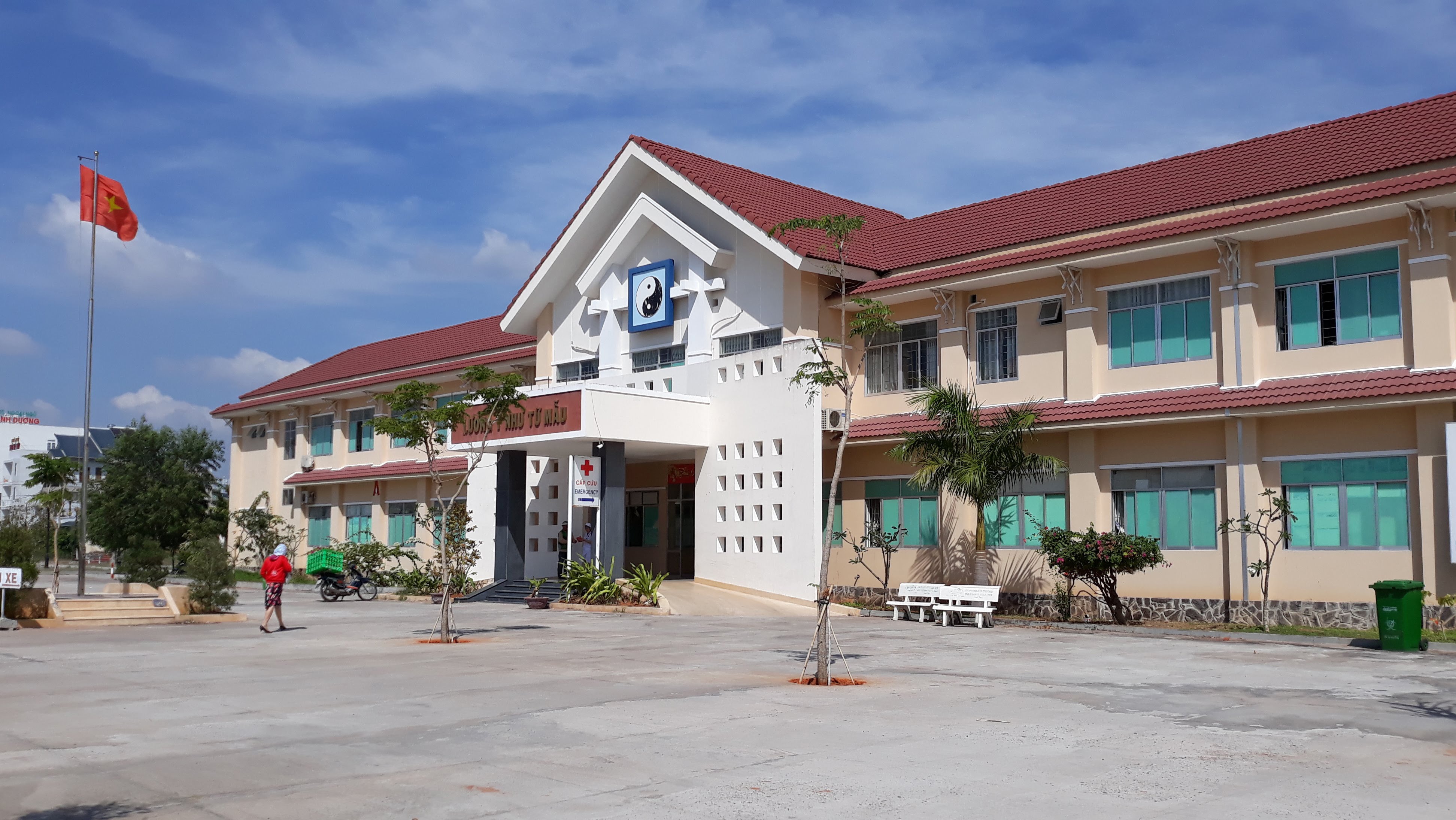 bệnh viện trăm tỷ xuống cấp ảnh 1 benh vien tram ty xuong cap anh 1