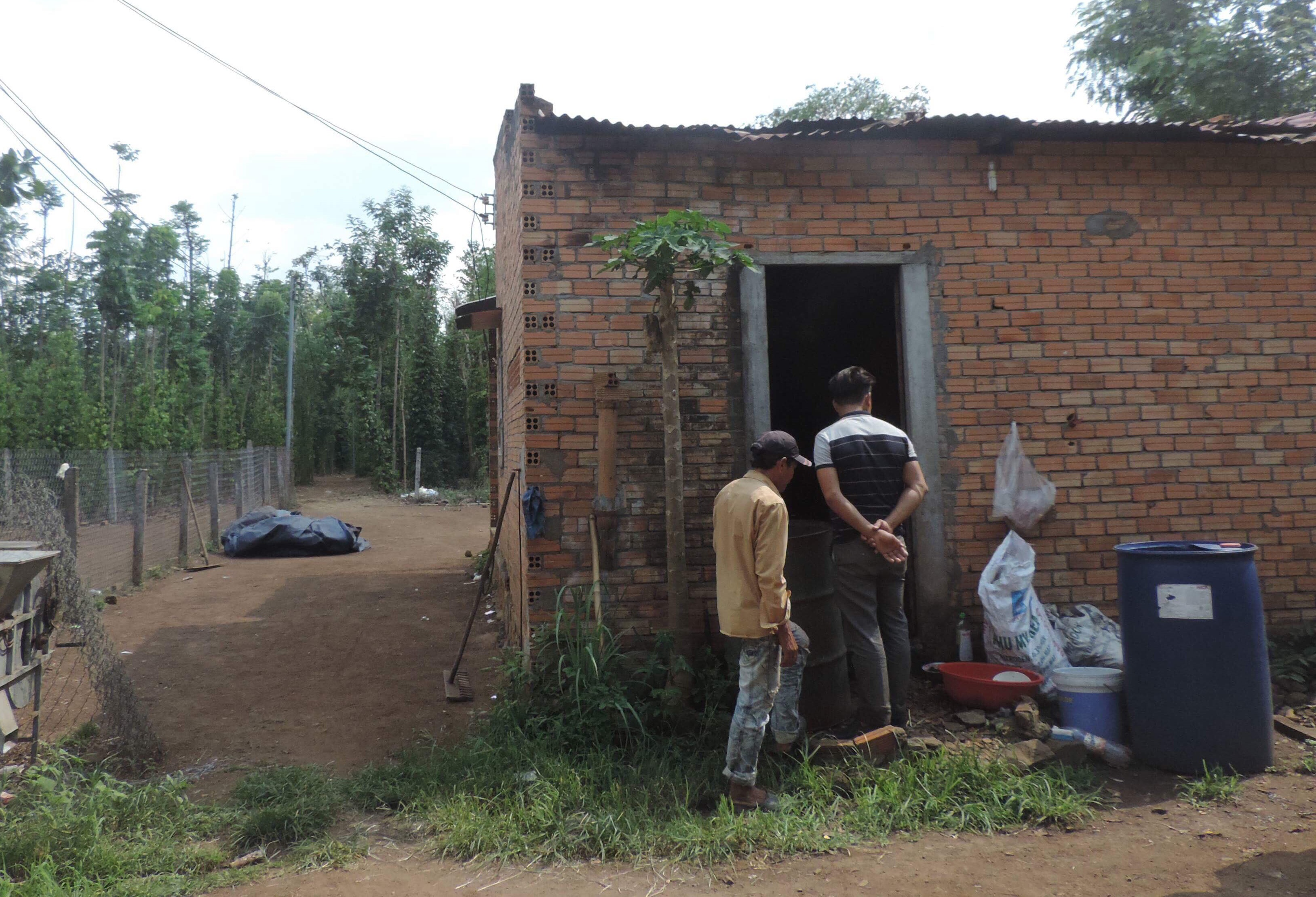 ông chủ vườn tiêu chém chết vợ ảnh 2 ong chu vuon tieu chem chet vo anh 2