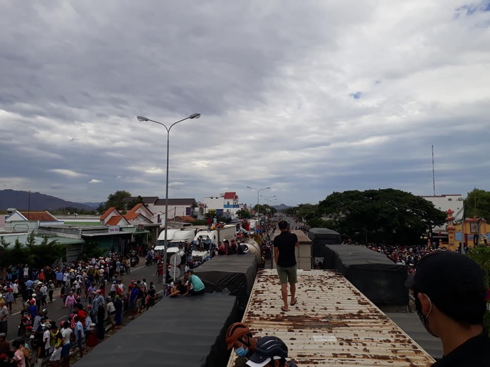 không có tử vong trong vụ trụ sở ub bị đập phá ảnh 2 khong co tu vong trong vu tru so ub bi dap pha anh 2