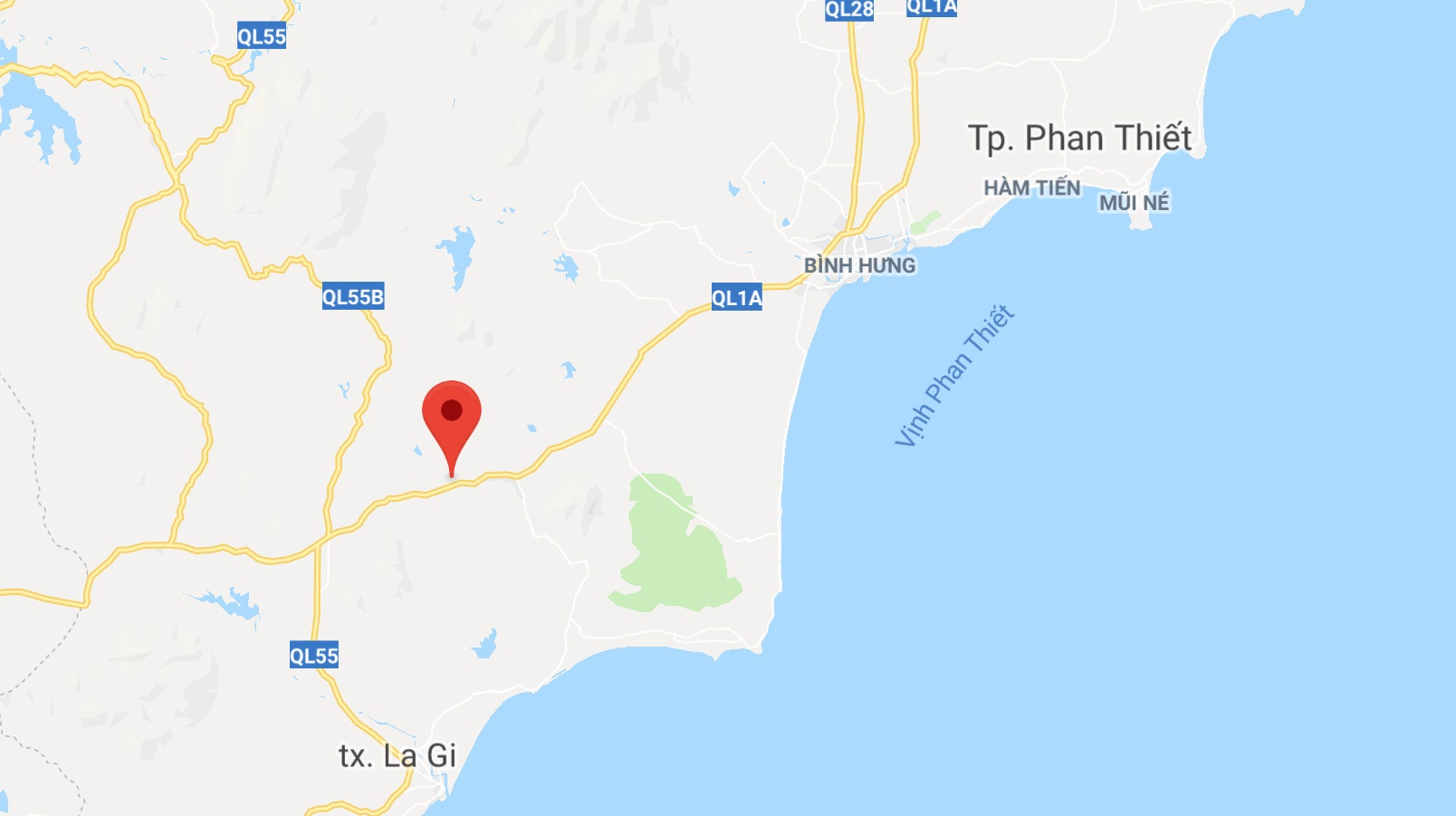 Thi thể đang phân hủy trong vườn nhxn ảnh 2 Thi the dang phan huy trong vuon nhxn anh 2