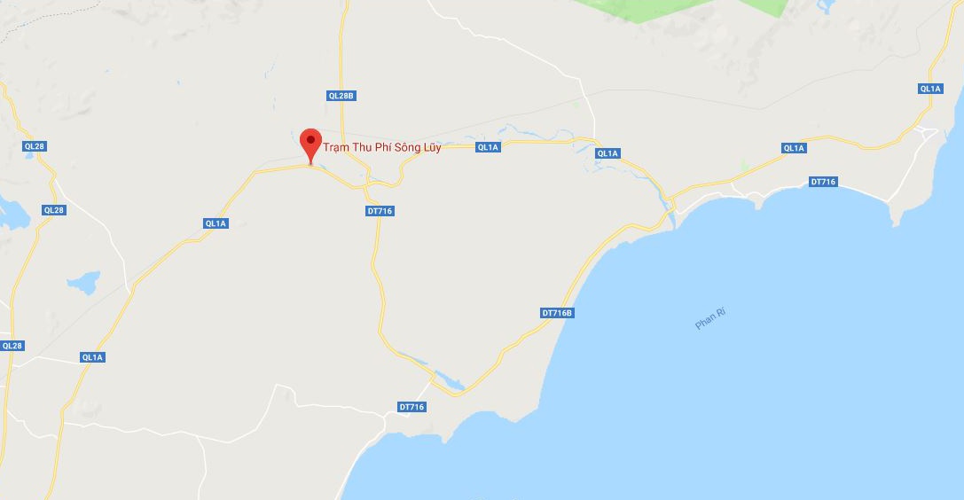 nhom thanh nien chan xe danh nguoi anh 2