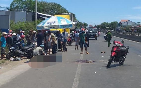 Truy tim oto tong chet nam sinh lop 12 roi bo chay hinh anh