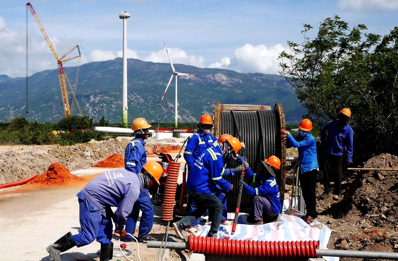 2000 công nhân thi công dự án năng lượng tái tạo ảnh 8 2000 cong nhan thi cong du an nang luong tai tao anh 8