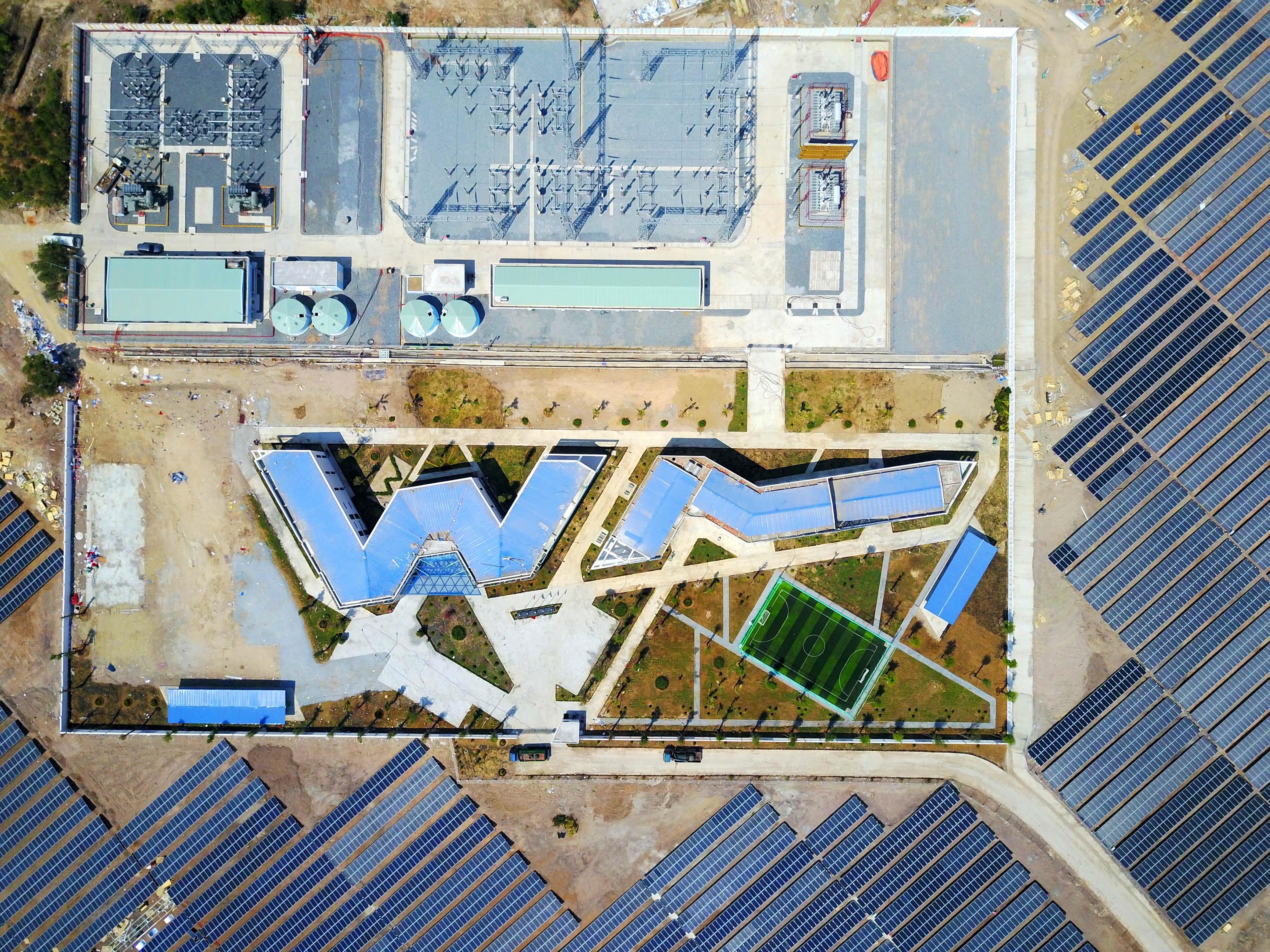 2000 công nhân thi công dự án năng lượng tái tạo ảnh 3 2000 cong nhan thi cong du an nang luong tai tao anh 3