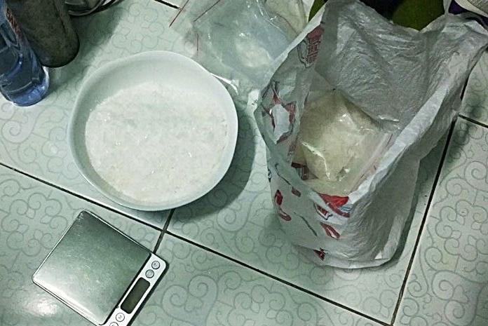 Bat trum ma tuy 'Nam doc', thu gan 2 kg ma tuy da hinh anh
