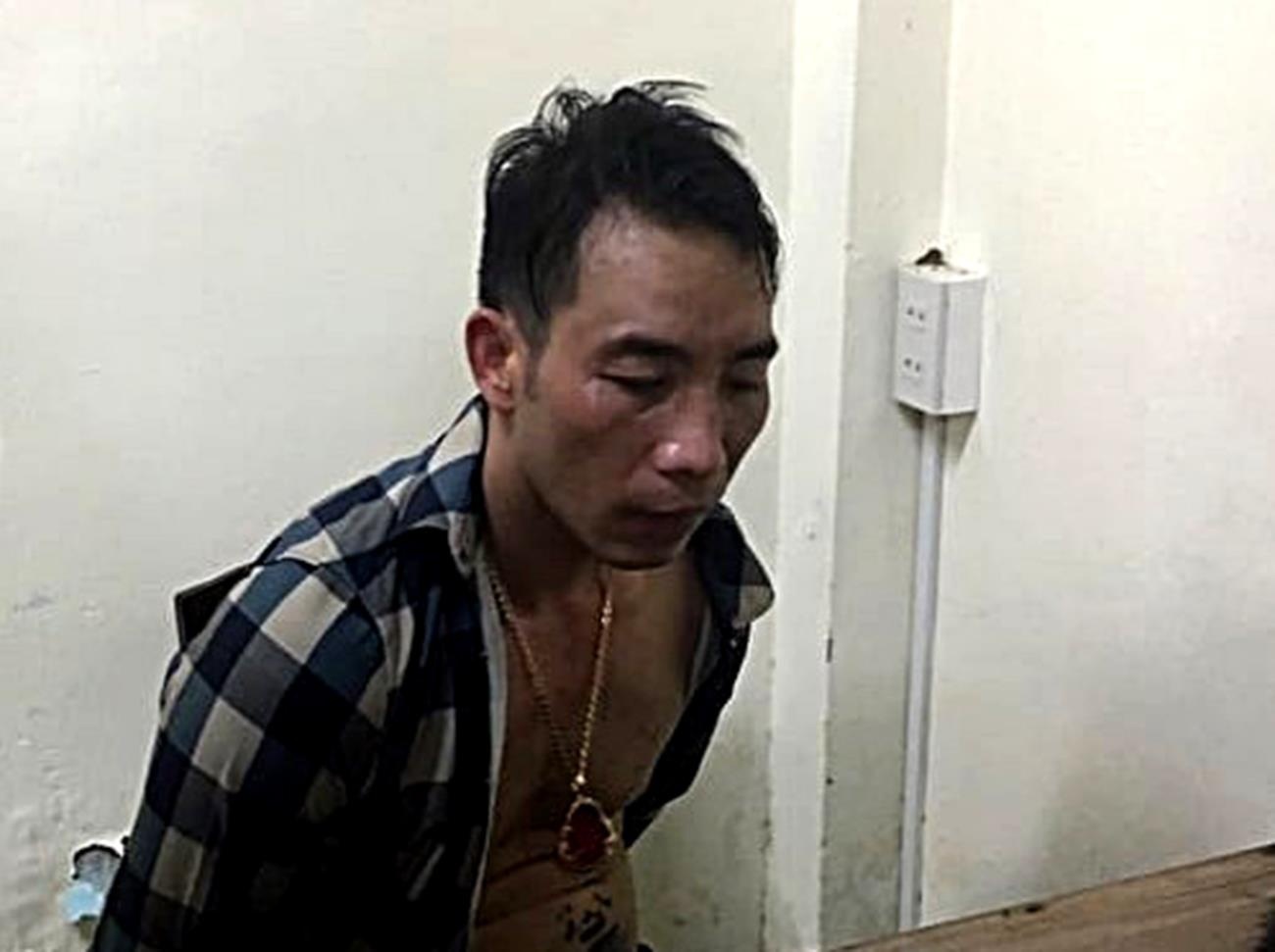 Tai xe nhan ga, keo le CSGT hon 100 m tren duong hinh anh