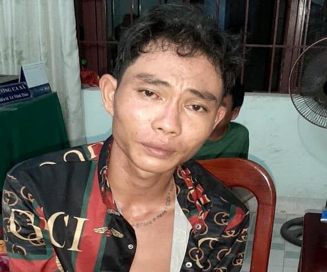 Nu sinh lop 11 quyet duoi theo ten cuop co 4 tien an hinh anh