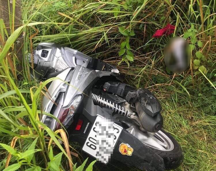 Bat nhom chuyen cuop xe may cua phu nu hinh anh