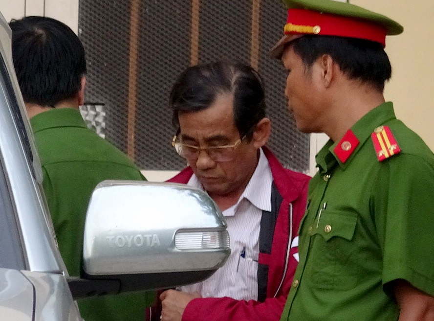 Bai nhiem chuc Chu tich HDND TP Phan Thiet voi ong Do Ngoc Diep hinh anh