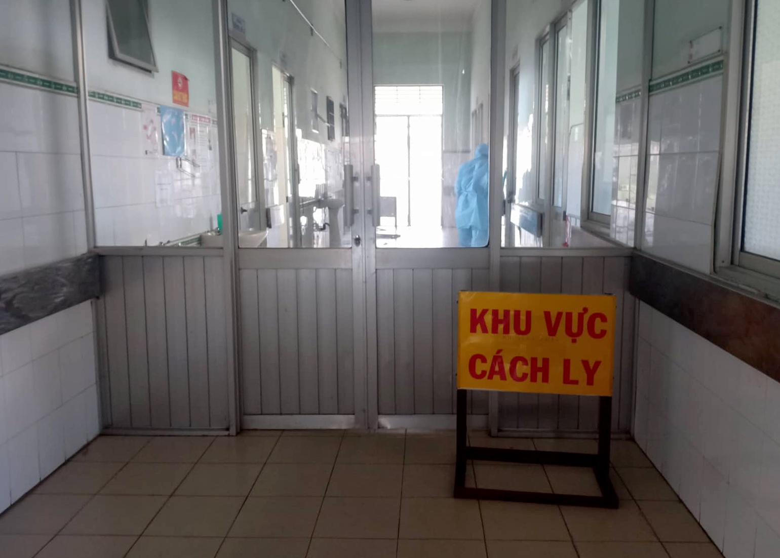 Hai benh nhan o Binh Thuan am tinh voi virus corona hinh anh