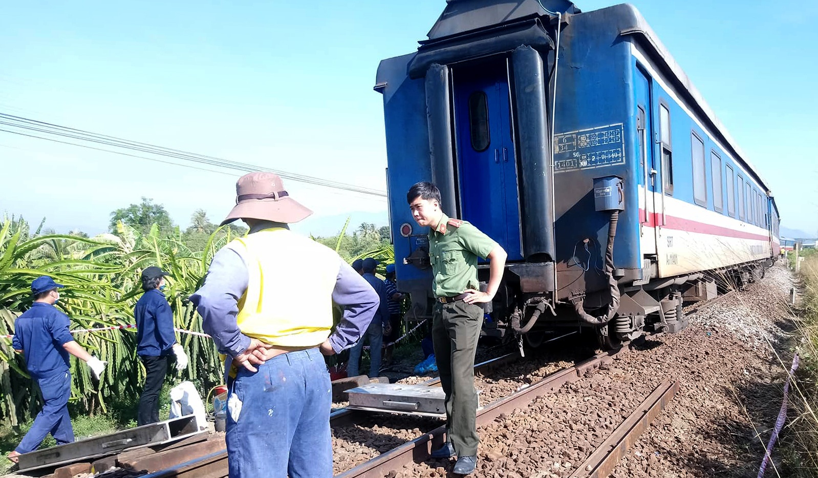 tau se 25 trat banh o binh thuan anh 1