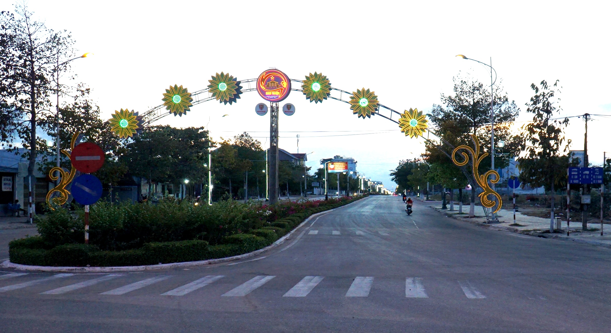 xu bien vang nguoi trong ngay dau cach ly anh 13