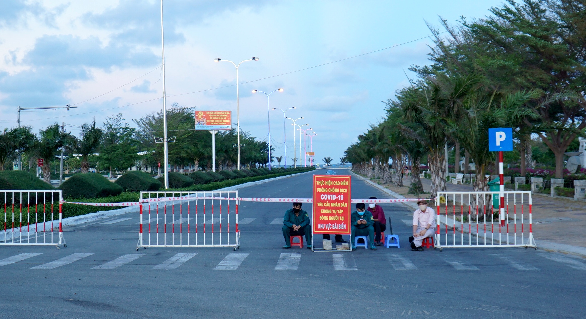 xu bien vang nguoi trong ngay dau cach ly anh 12