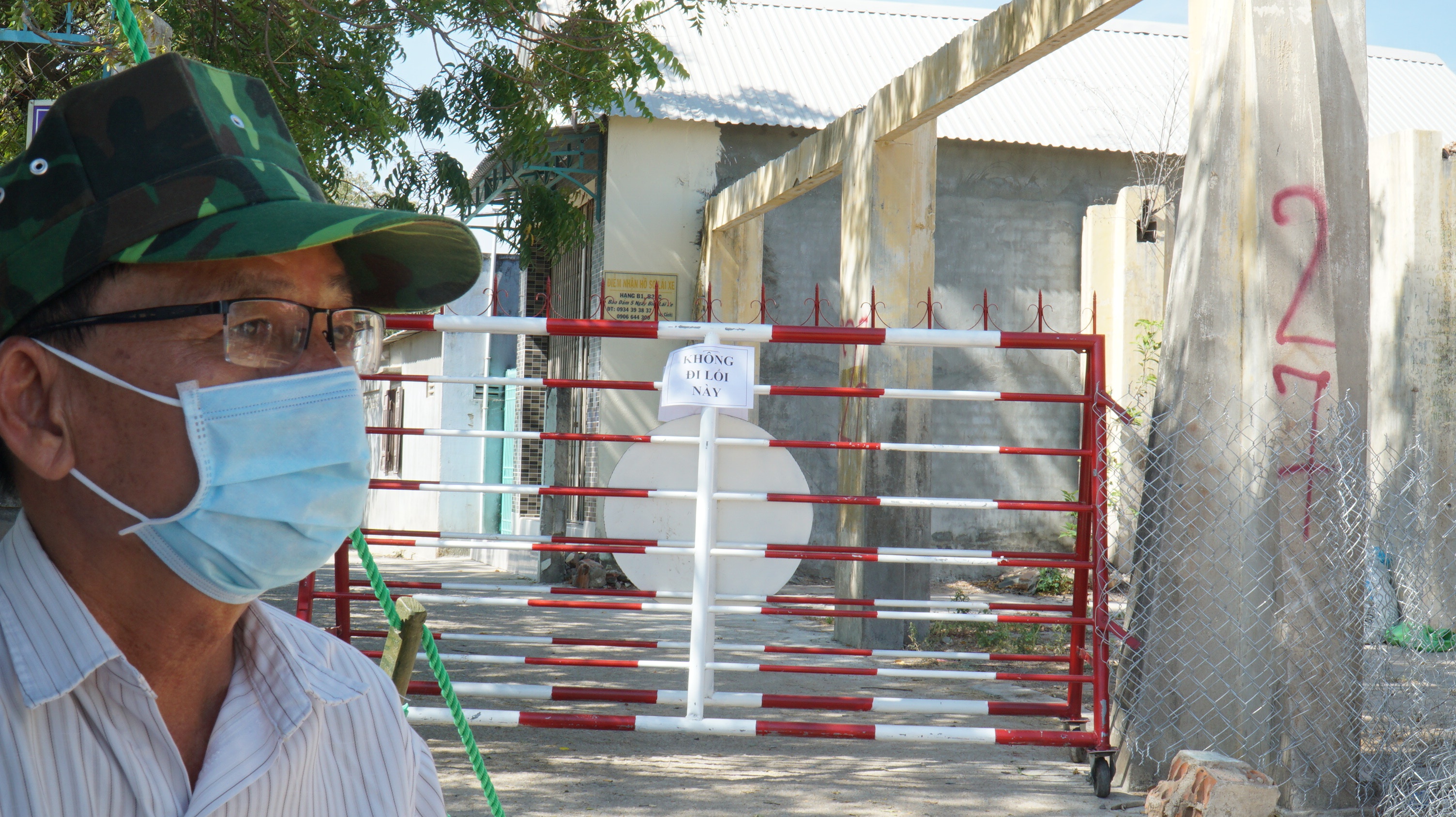 Nguoi dan thon Van Lam 3 ket thuc cach ly sau 28 ngay hinh anh