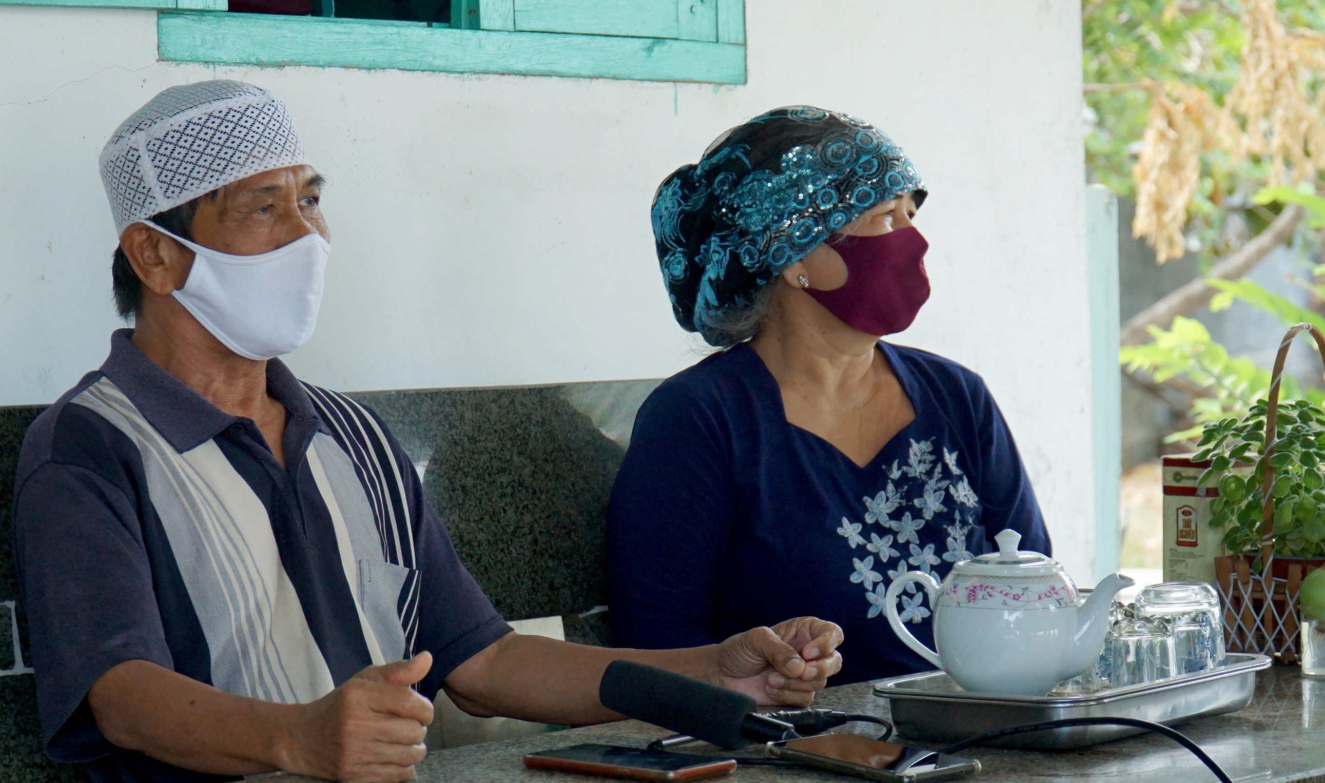 nguoi dan van lam 3 mong cho phut do cach ly anh 2