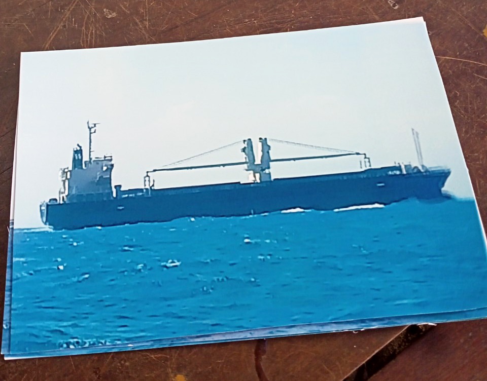 tau nuoc ngoai boi thuong 45.000 USD anh 1