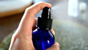 Trom xe SH xit hoi cay vao mat canh sat khi bi truy duoi hinh anh