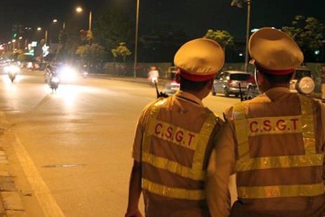 CSGT su dung ma tuy bi tuoc danh hieu cong an hinh anh