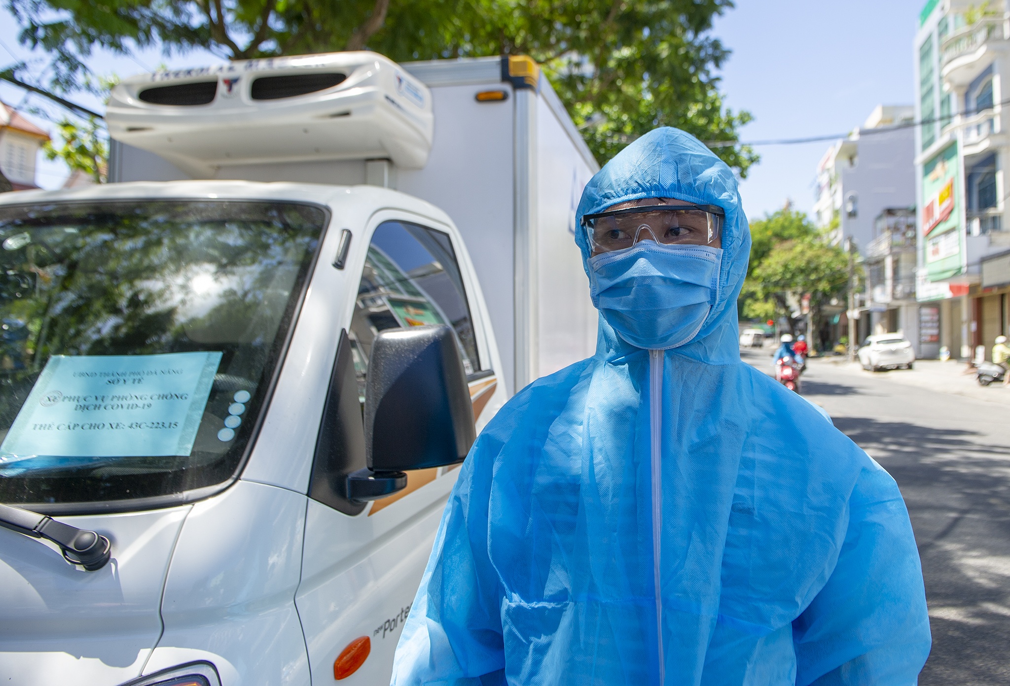 Ninh Thuan len ke hoach tiep nhan 230 nguoi ve tu Malaysia hinh anh