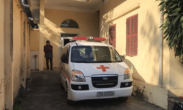 Chong dam chet vo sau cuoc cai va hinh anh