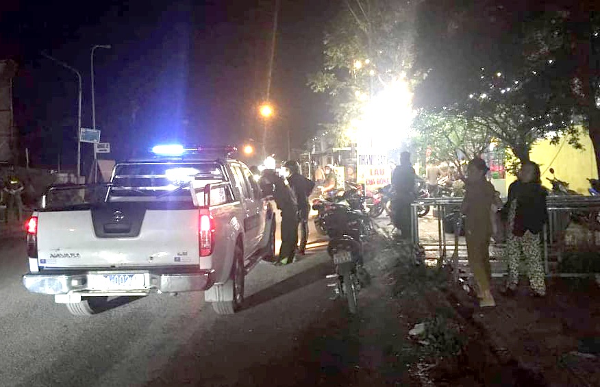 Di Giai quyet mau thuan,  nam thanh nien bi chem lia tay anh 1