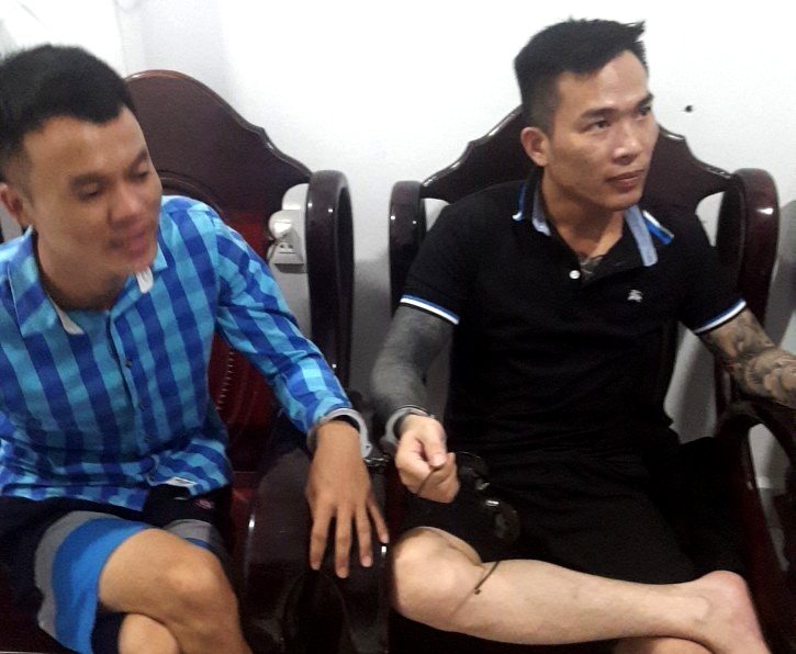bắt 2 người làm giả giấy tờ ảnh 1 bat 2 nguoi lam gia giay to anh 1