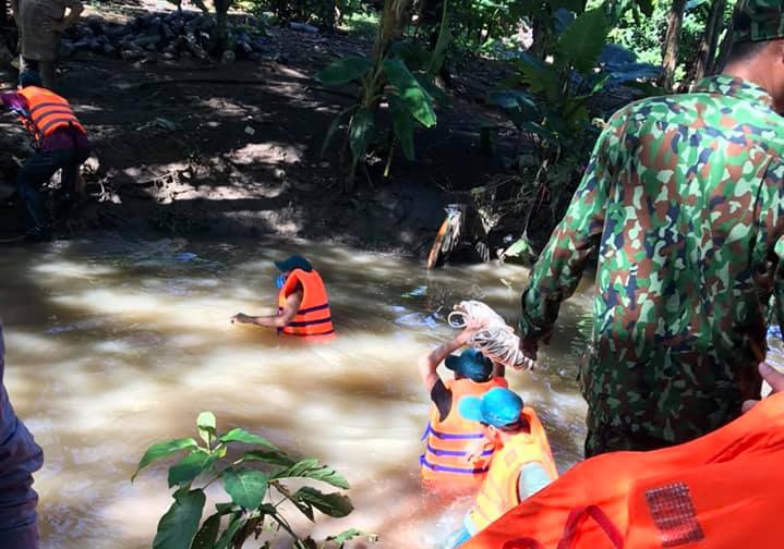 tim thay thi the nguoi phu nu lot muong anh 1