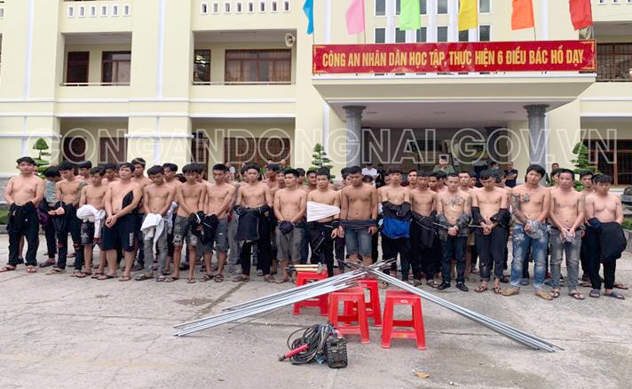 khoi to bat giam nhom giang ho ho chien gianh dat anh 1